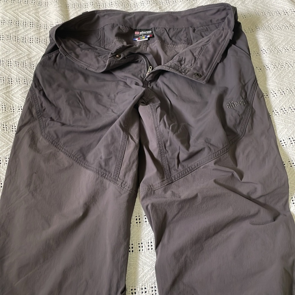Women’s size 8 dark grey Sherpa brand hiking pants